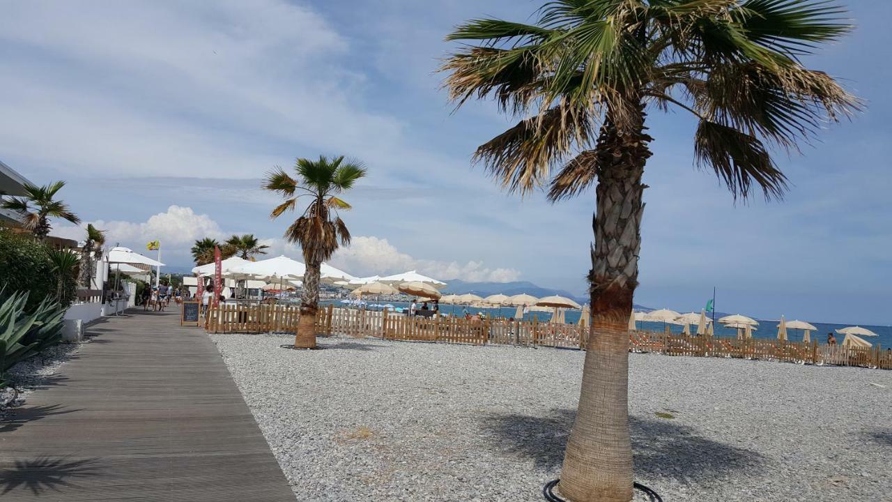 Studio Des Anges Villeneuve-Loubet Zewnętrze zdjęcie